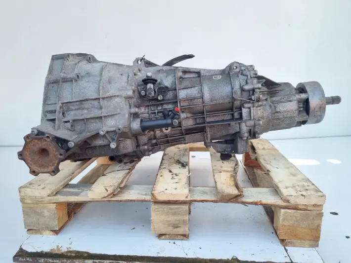 Audi A4 B8 1.8 TFSI 170KM MANUALNA SKRZYNIA BIEGÓW manual 4X4 quattro NSN