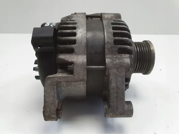 Opel Astra IV J 1.4 16V ALTERNATOR 13500582 100A