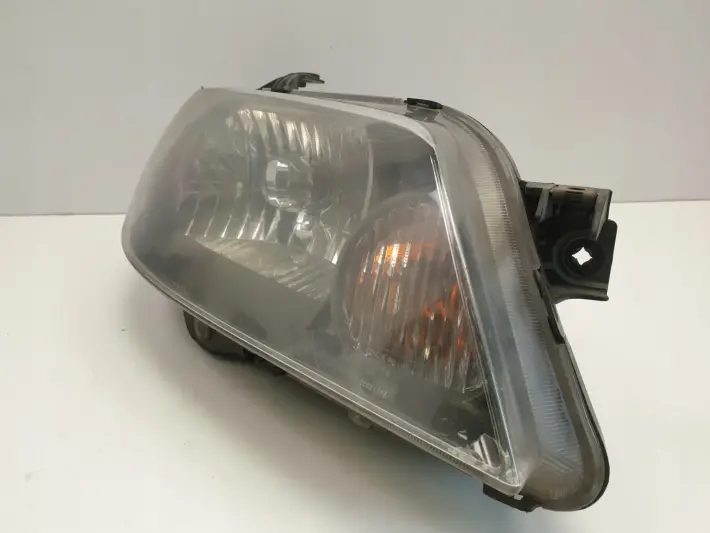 Mazda 323 BJ lift PRZEDNIA LAMPA PRAWA prawy przód