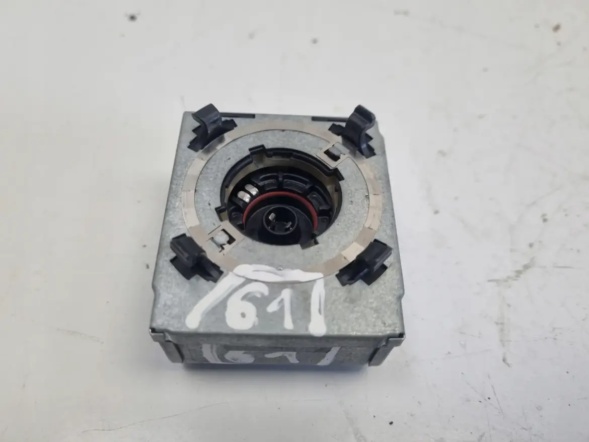 Audi BMW Land Rover ŻARNIK ZAPŁONNIK STARTER Xenon 5DD008319