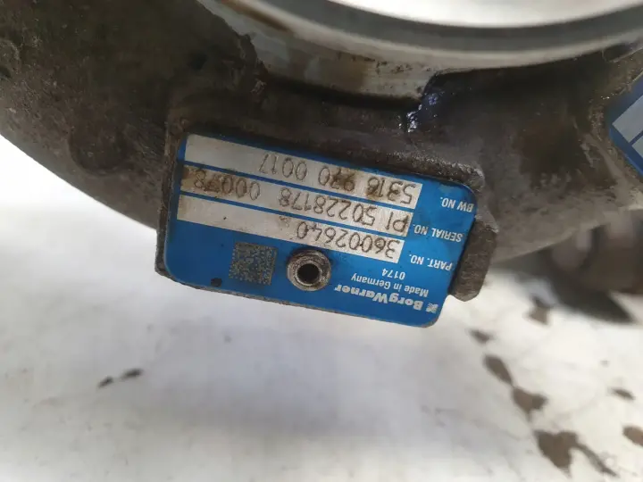 Volvo V60 XC60 S80 II 2.4 D5 TURBOSPRĘŻARKA turbo 36002664 D5244T16