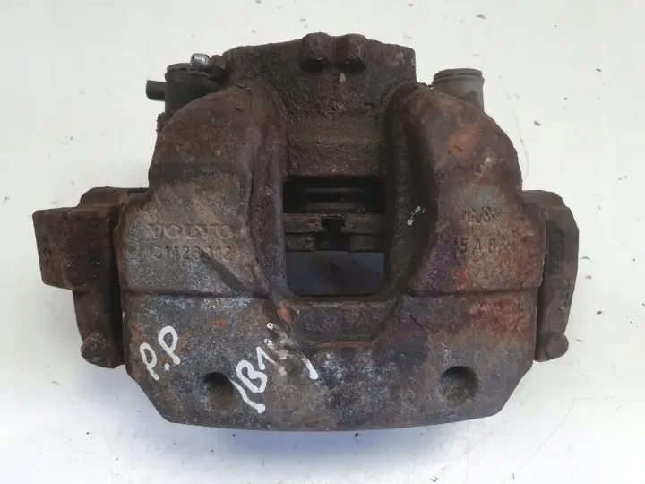 Volvo S60 II XC60 I PRZEDNI ZACISK HAMULCOWY Prawy przód PASAŻERA 31423312