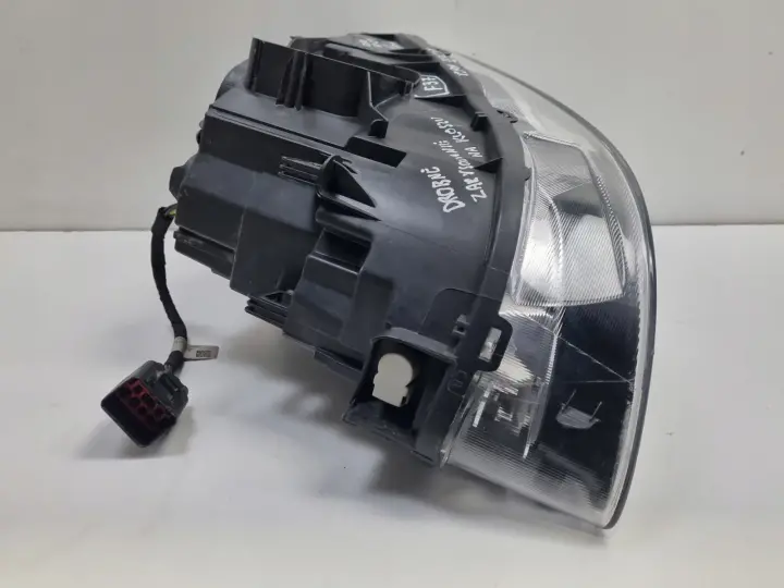 Volvo V60 S60 II LIFT PRZEDNIA LAMPA LEWA lewy przód XENON SKRĘTNY 31395902