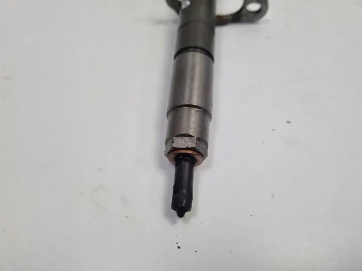 Volvo C30 V50 S40 II 2.0 D3 D4 WTRYSKIWACZ wtrysk 31272690 0445116016