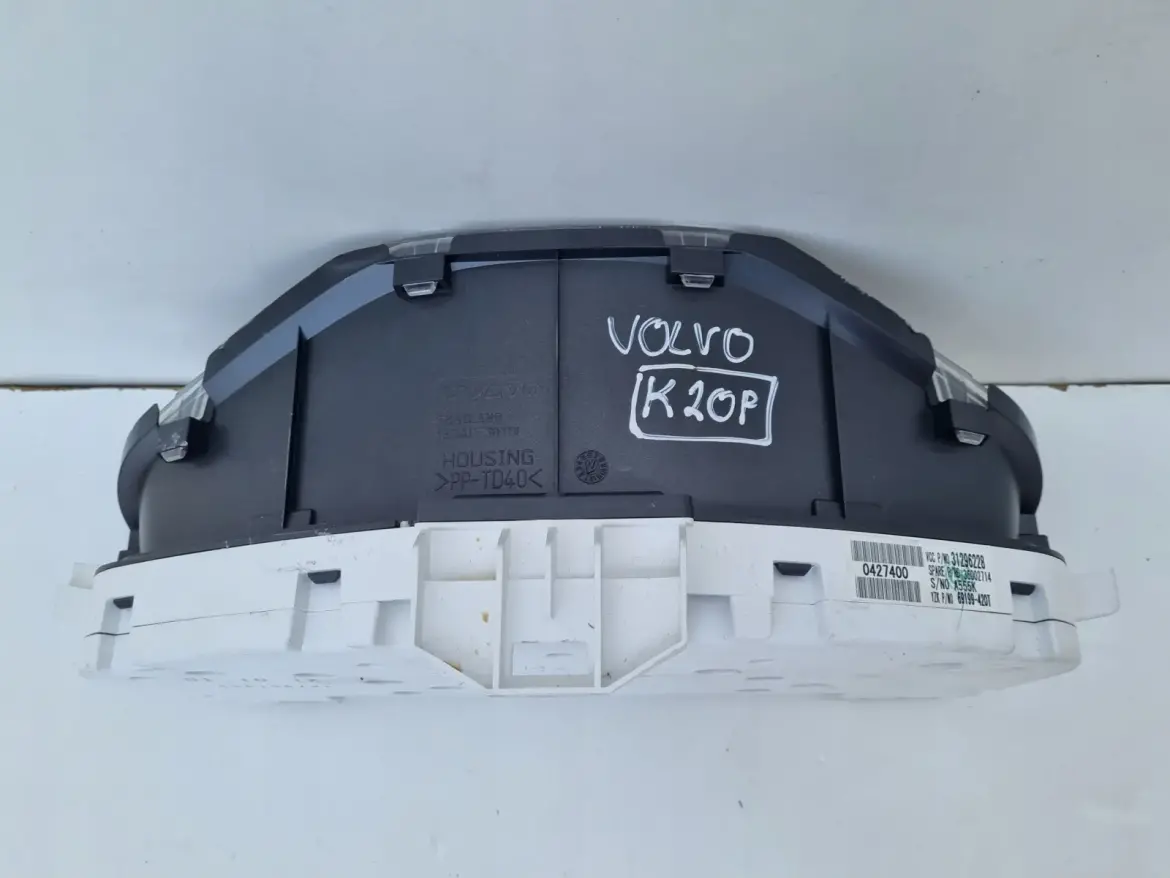 Volvo V50 S40 II 1.6 D LICZNIK ZEGARY Europa 31296228 36002714