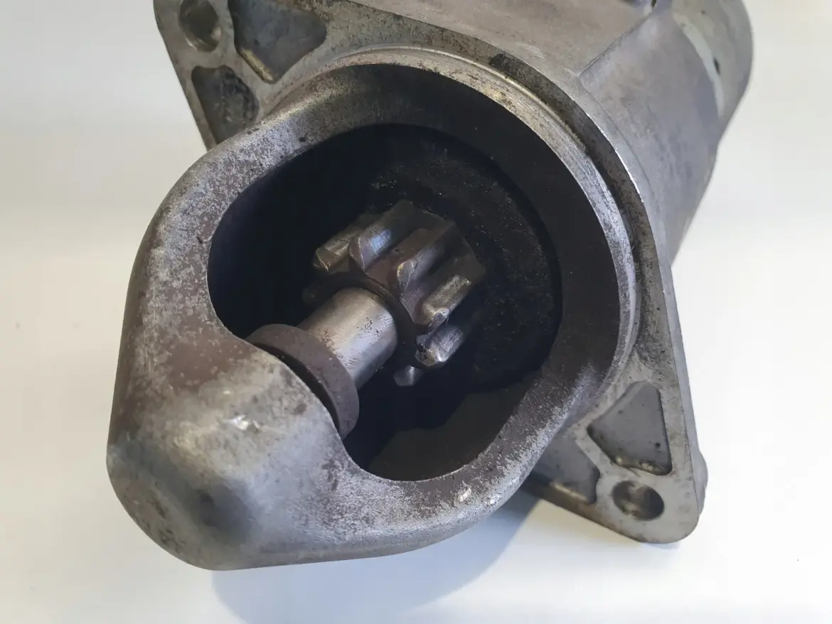 Opel Zafira B 1.8 16V ROZRUSZNIK 55556092