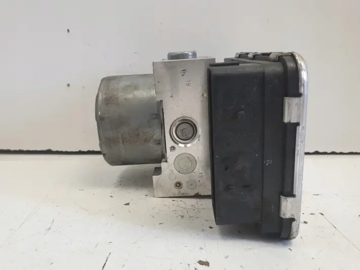 Volvo V90 II POMPA ABS Sterownik 32214804 32214774