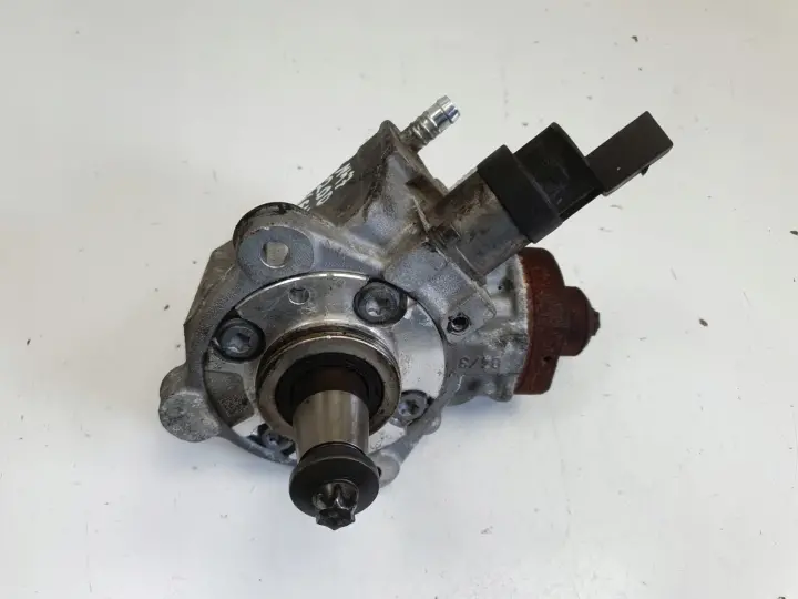 BMW E87 E90 E91 2.0 D N47 POMPA WTRYSKOWA paliwa 0445010506