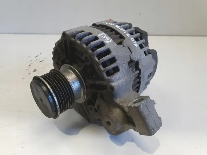 Volvo S60 II 2.0 T5 10-18r ALTERNATOR 0121715058