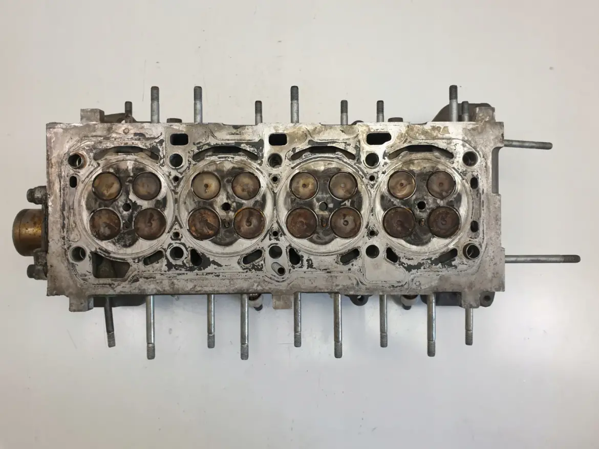 Opel Insignia 2.0 CDTI GŁOWICA CYLINDRÓW 55576915