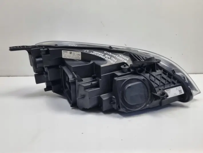 Volvo V40 LIFT PRZEDNIA LAMPA LEWA lewy przód FULL LED EUROPA 31677022