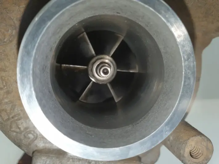 Audi A3 II 8P 1.9 TDI TURBOSPRĘŻARKA turbo 038128063G BXE BKC