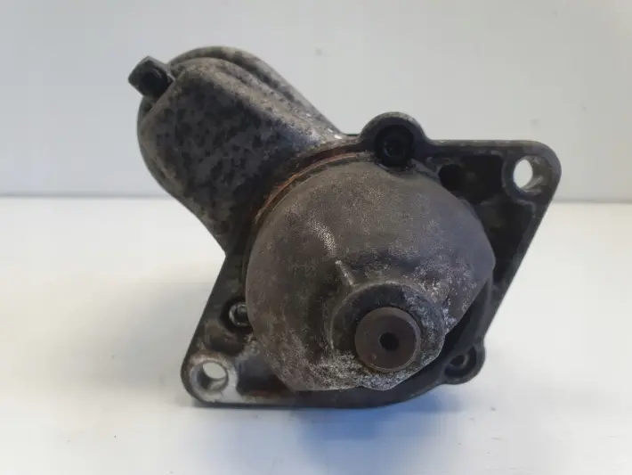 Opel Corsa D 1.4 16V ROZRUSZNIK 903925