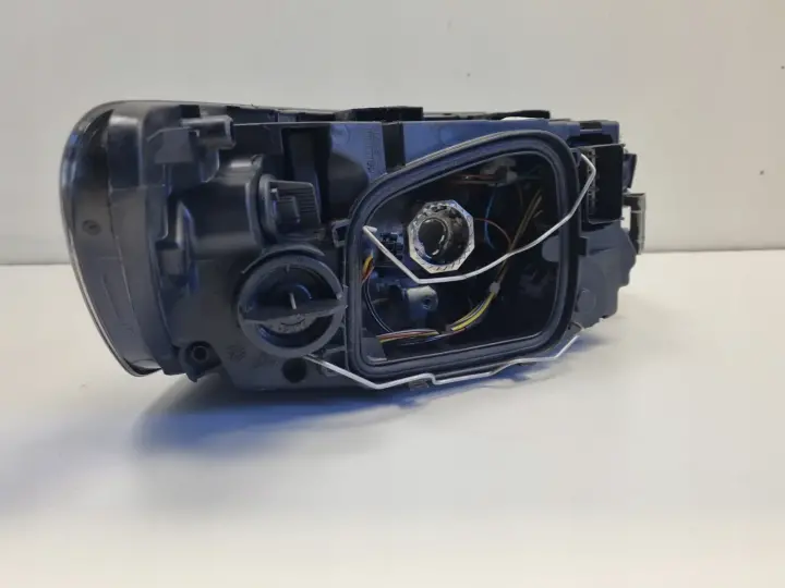 Volvo S40 II V50 LIFT 07- XENON PRZEDNIA LAMPA LEWA lewy przód 31299587