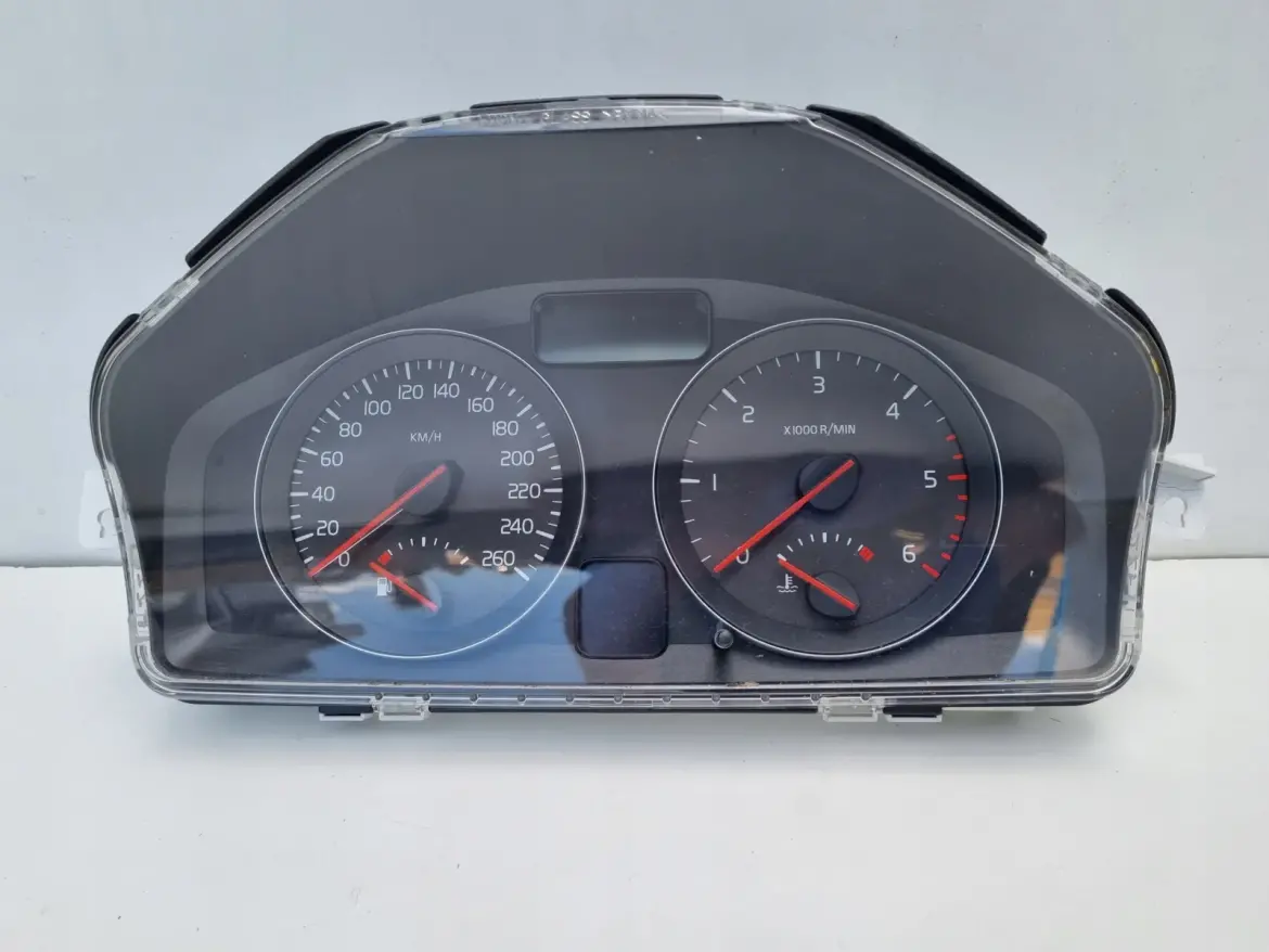Volvo V50 S40 II 1.6 D LICZNIK ZEGARY Europa 31296228 36002714