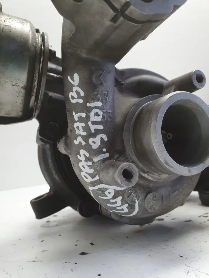 VW Passat B6 1.9 TDI TURBOSPRĘŻARKA 038253016K