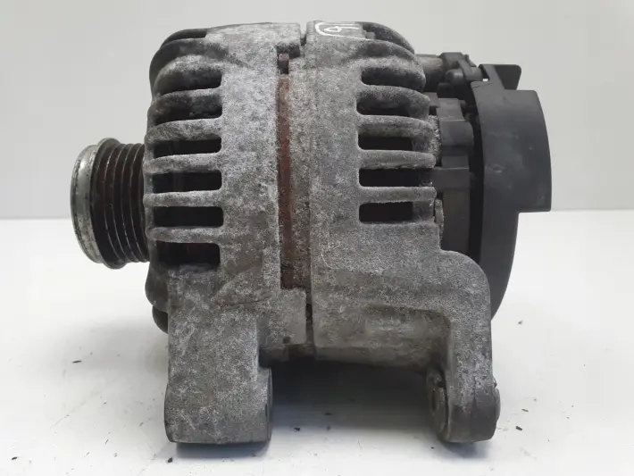 Opel Corsa D 1.2 1.4 16V ALTERNATOR