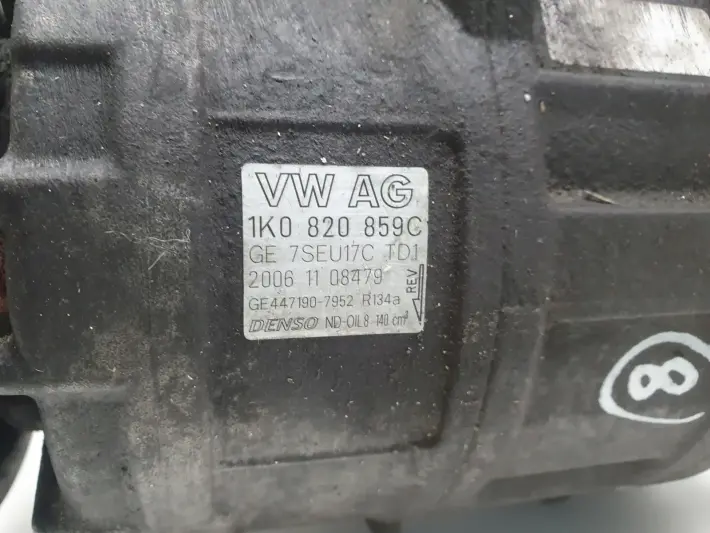VW Golf V 1.6 FSI SPRĘŻARKA KLIMATYZACJI 1K0820859C