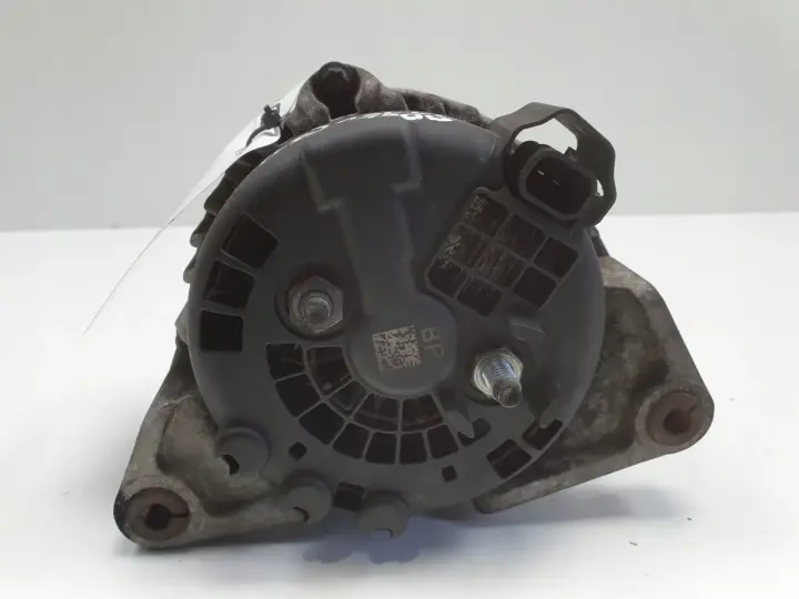 Opel Astra IV J 1.4 16V ALTERNATOR 13500582 100A