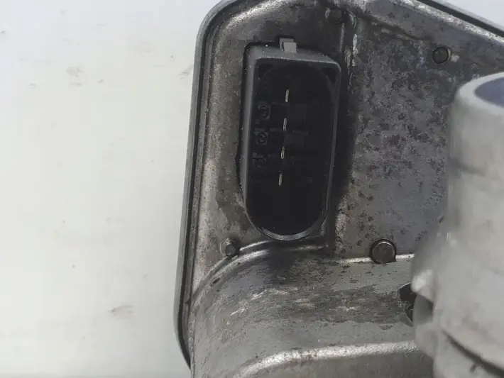 BMW E87 E90 E91 2.0 D N47 PRZEPUSTNICA 780437301