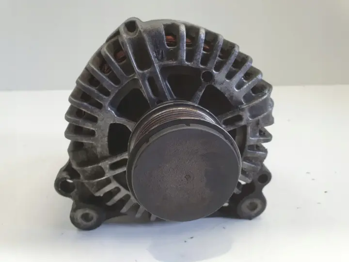 VW Passat B6 1.9 TDI ALTERNATOR