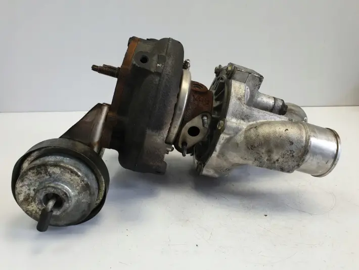 Lexus IS IS200 IS220 2.2 D-CAT TURBOSPRĘŻARKA
