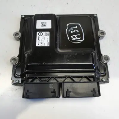 Volvo V40 II 2.0 D STEROWNIK SILNIKA komputer 31312486
