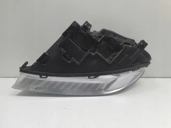 Volvo S80 II V70 III LIFT PRZEDNIA LAMPA PRAWA PRAWY PRZÓD europa 31420020
