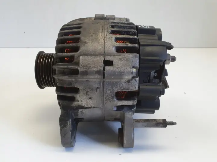 VW Golf VI 1.4 TSI ALTERNATOR valeo