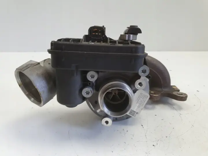 VW Passat B8 1.4 TSI TURBOSPRĘŻARKA 04E145715M