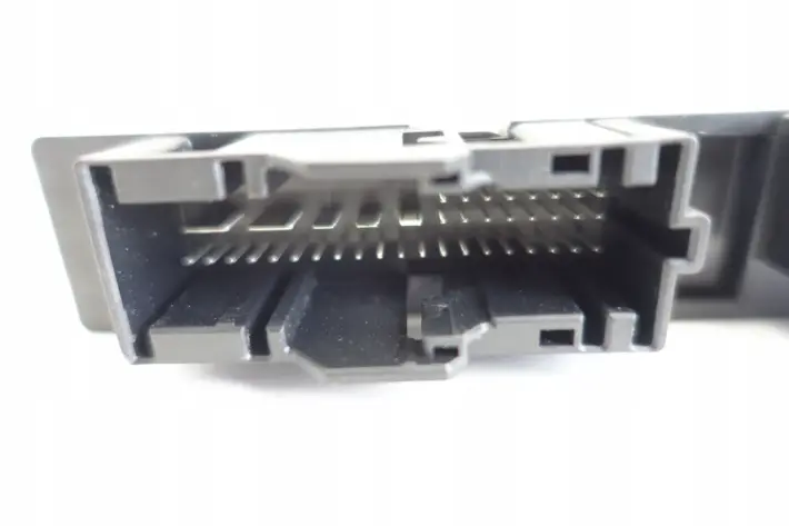 BMW F10 535 3.0 i MODUŁ STEROWNIK CAS 9301518