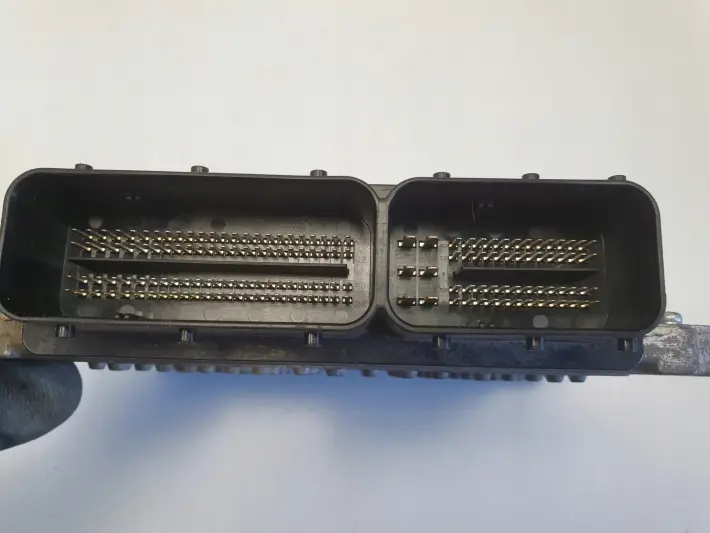 Volvo V70 III 3.0 T6 KOMPUTER SILNIKA sterownik 30788273 279700-9271