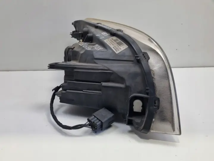 Volvo XC60 I 08-13r PRZEDNIA LAMPA LEWA lewy przód USA 30763147
