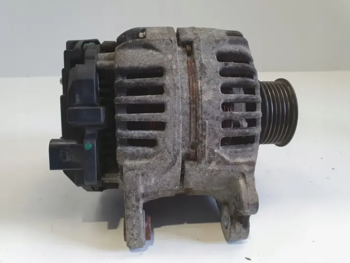 VW New Beetle 1.6 8V ALTERNATOR 70A 06A903026B