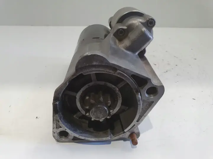 Audi A6 C6 2.0 TDI ROZRUSZNIK bosch 0001125053
