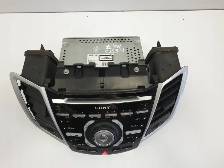Ford Fiesta MK7 VII Lift RADIOODTWATRZACZ Panel