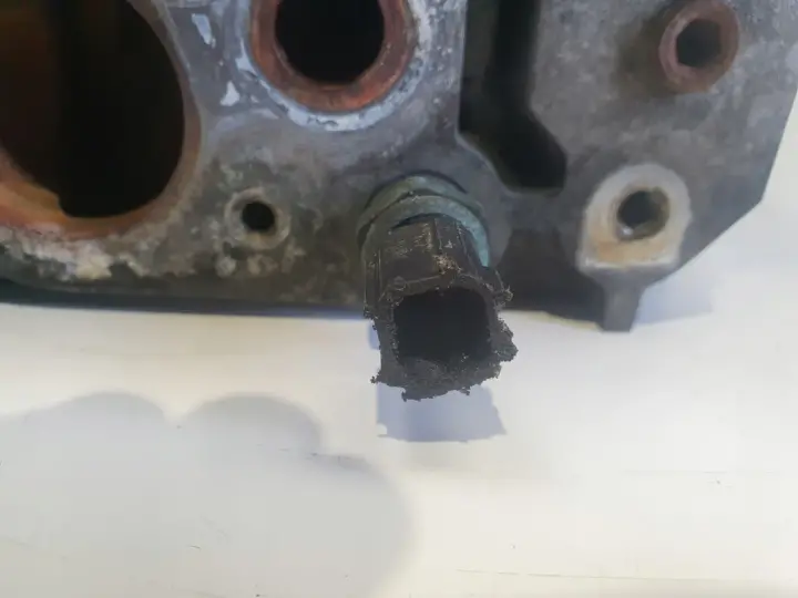 Mini Cooper R50 R53 1.6 16V GŁOWICA CYLINDRÓW 04777751AB