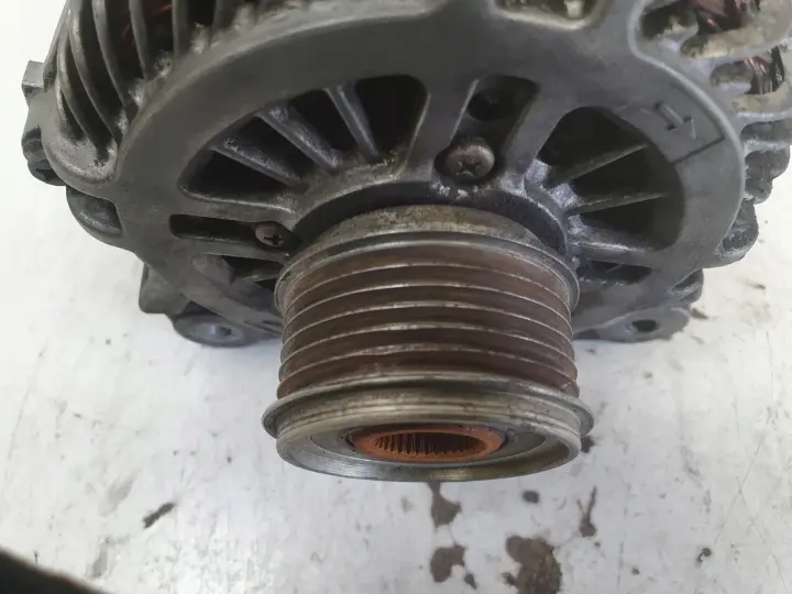 Renault Megane III Scenic III 1.5 DCI ALTERNATOR 8200960533 210A