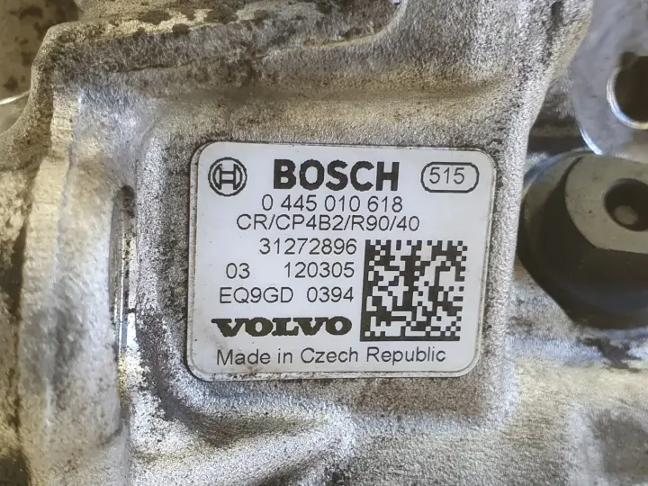 Volvo S60 II V60 2.0 D D3 POMPA WTRYSKOWA paliwa 0445010618