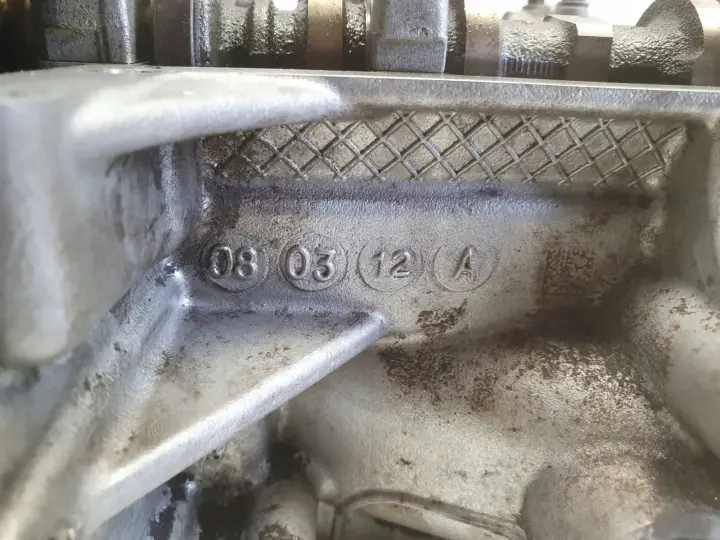 Ford Focus MK3 1.0 EcoBoost GŁOWICA CYLINDRÓW CM5G-6090-GC