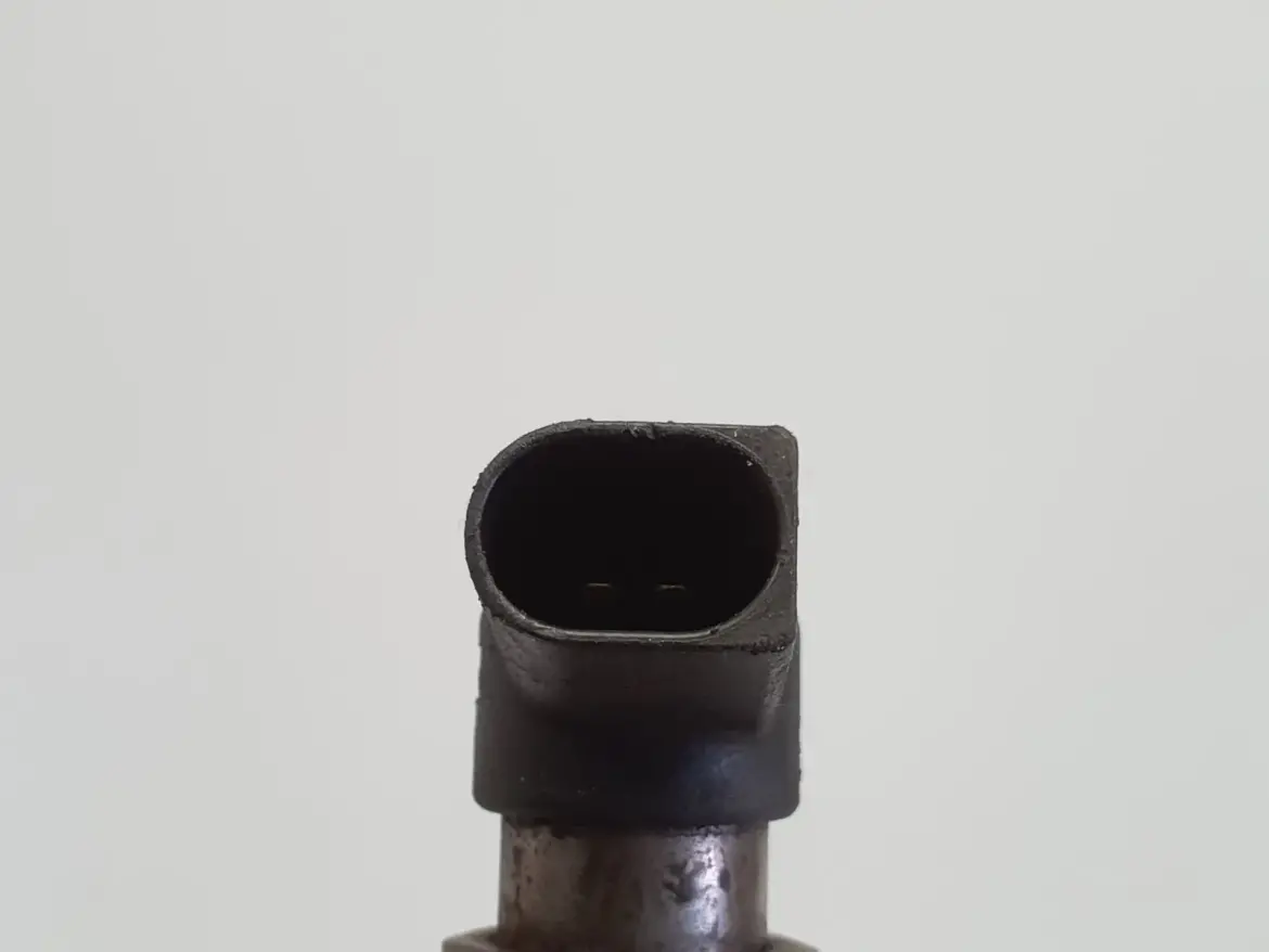 Ford Focus MK2 1.8 TDCI WTRYSKIWACZ wtrysk 4M5Q-9F593-AD