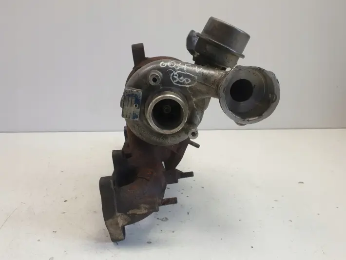 VW Golf V 1.9 TDI TURBOSPRĘŻARKA turbo 038253014g