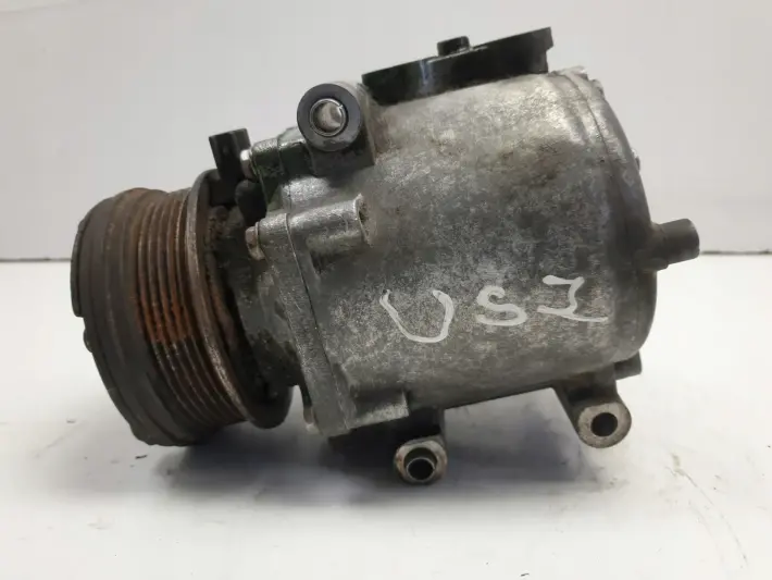 Ford Crown Victoria II 4.6 V8 SPRĘŻARKA KLIMATYZACJI pompa RF1L2H19D647AD