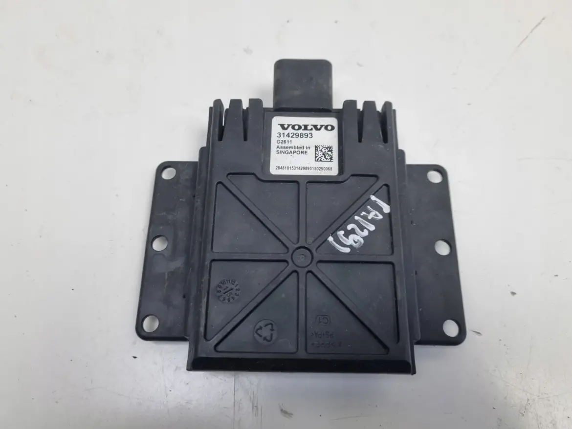 Volvo S60 II V60 lift CZUJNIK MARTWEGO POLA Radar 31429893