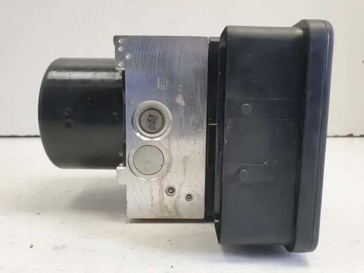 Volvo X60 lift POMPA ABS Sterownik P31423348