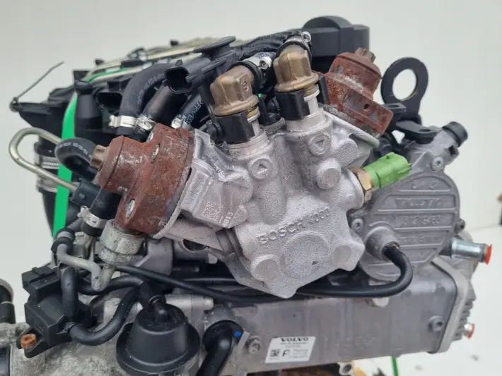 SILNIK KOMPLET Volvo XC70 II 2.4 D5 175KM pali 148tyś D5244T14