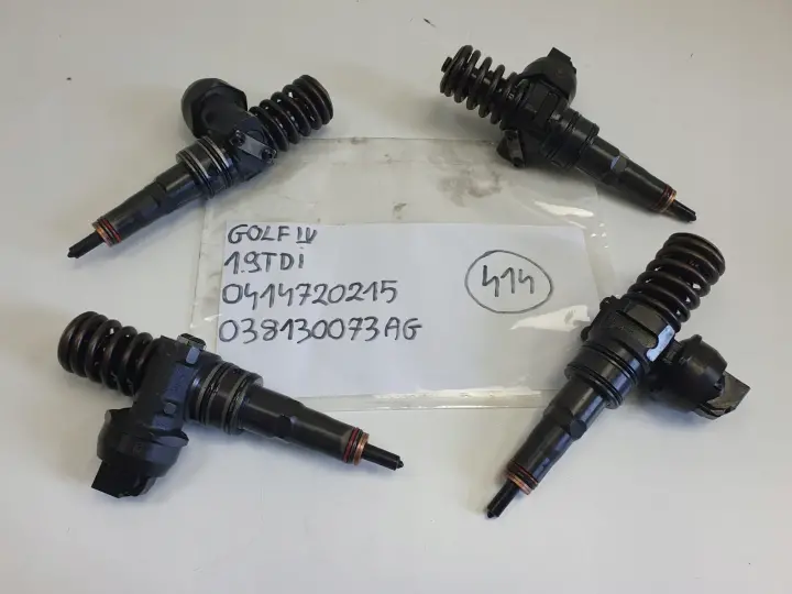 VW Audi Skoda 1.9 TDI WTRYSK Wtryskiwacz pompowtryskiwacz 038130073AG 105KM