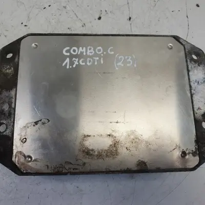 Opel Combo B 1.7 D STEROWNIK SILNIKA komputer 898021-5700