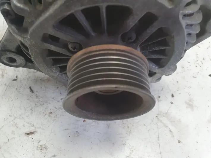 Subaru Legacy IV 3.0 H6 ALTERNATOR 23700AA510
