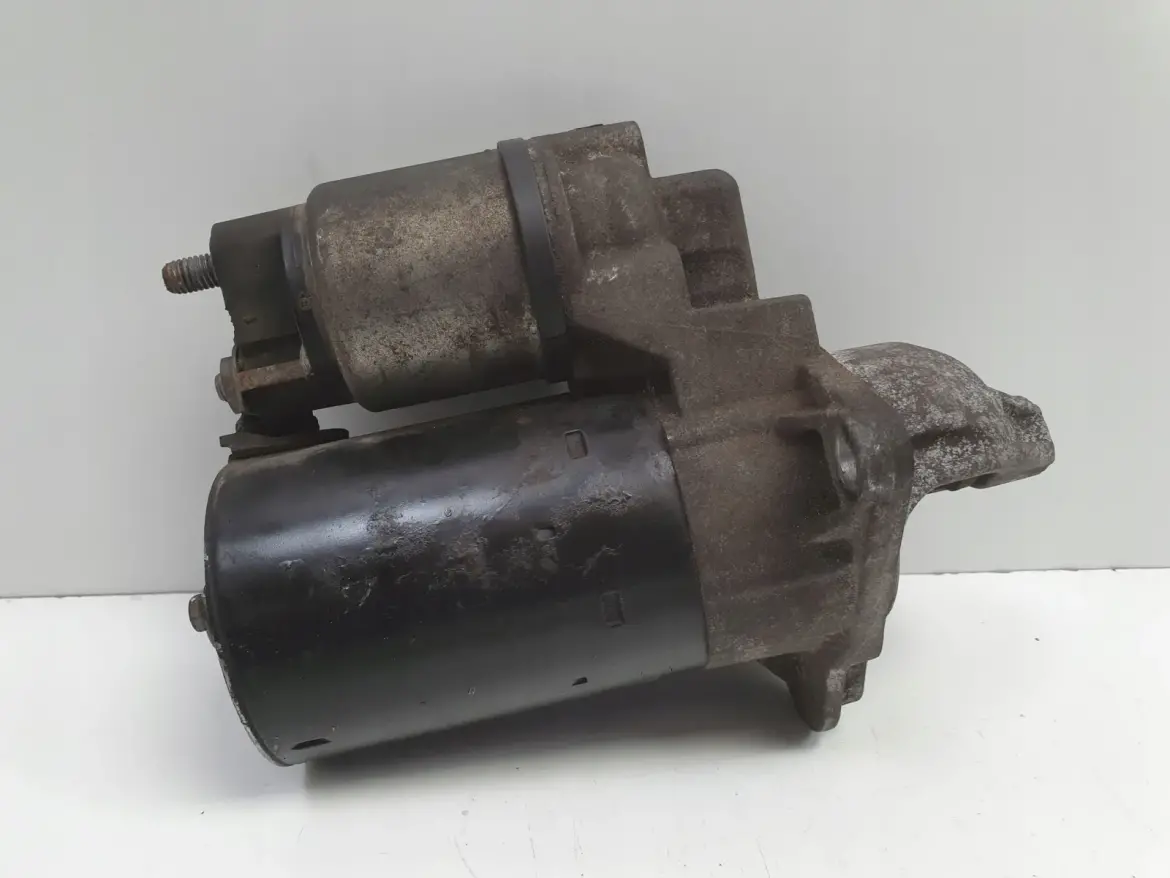 Opel Corsa D 1.4 16V ROZRUSZNIK bosch 0001107522